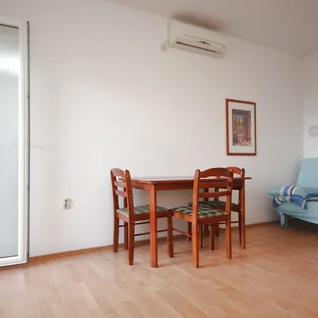 Apartament 8315e *